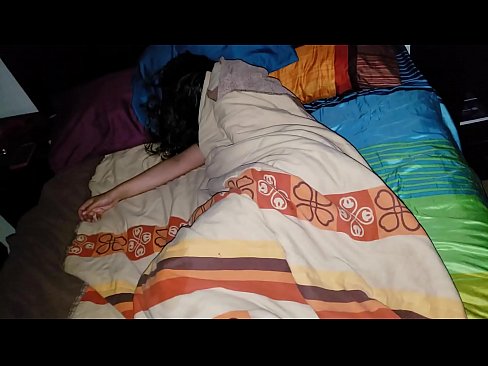 ❤️ Stedbarn skælder sin unge stedmor ud, mens hun sover. Fucking video at da.kutjeporno.ru ❌️❤